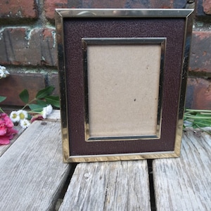 Keepsake/Metal and glass Frame/Small Picture frame/Brass metal and glass frame/6-1/8&#39;&#39; by 5-1/8&#39;&#39; Brass picture frame/Art and Craft supply