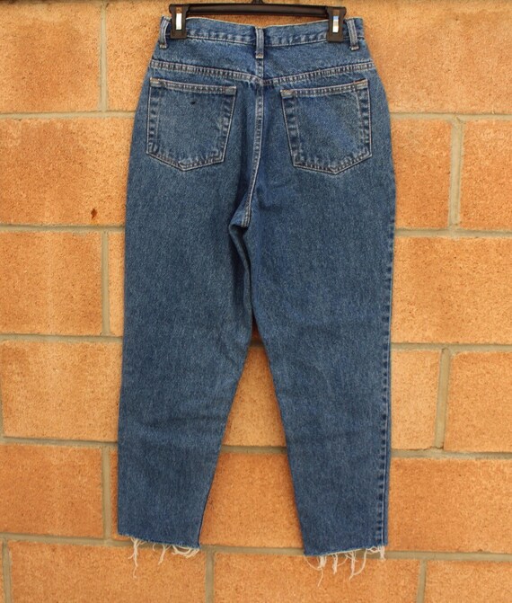 Distress mom jeans - image 2