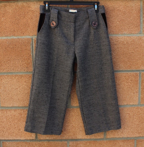 capris