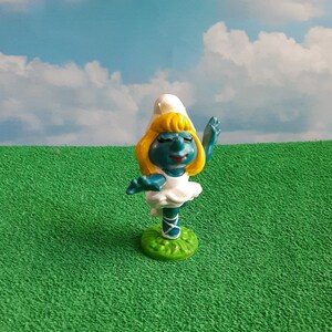 1978 Ballerina Smurfette - Vintage Schleich Peyo Collectible Smurf Figure