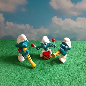 Vintage Schleich Peyo Smurf Figures - Collectible Cartoon Toys - Lot Of 3 Figures