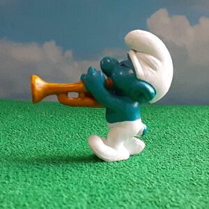 1974 Trumpeter Smurf - Vintage Schleich Peyo Collectible Smurf