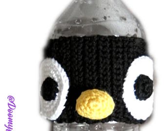 Cozy cup textile penguin cotton crochet; Bottle cover Protege goblet black white and yellow (cozy bottle)