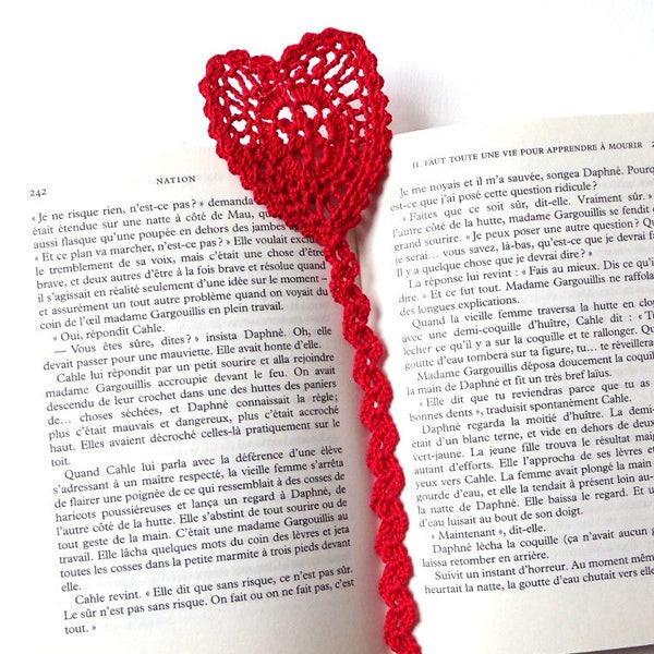 St Valentin Marque pages cœur couleur au choix rouge, rose et rouge et or en coton au crochet