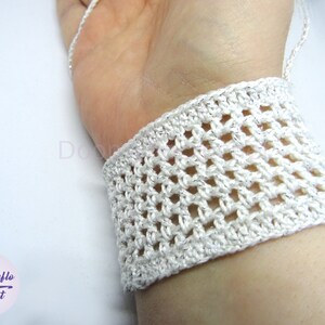 Mittens spider web in white and silver crochet cotton image 5