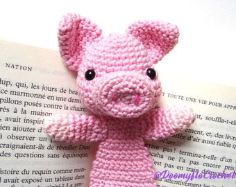 Marque pages Cochon rose en coton au crochet