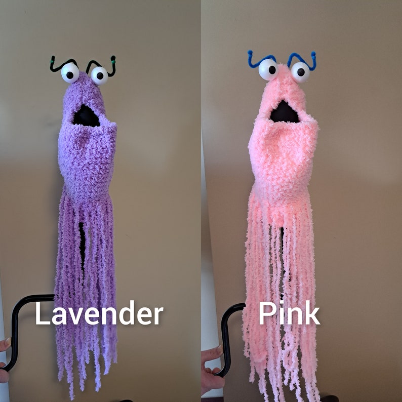 Soft crochet monster hand puppet. Alien yip yip, image 5