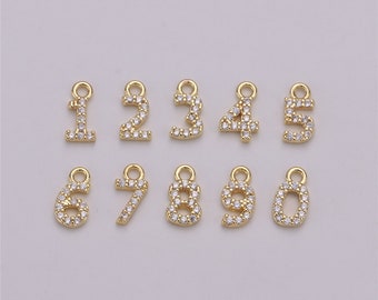 Macao Number Necklace main image 1