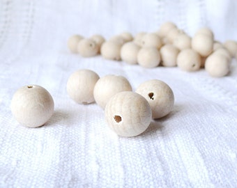 20 mm Wooden beads 50 pcs - natural eco friendly r20mm
