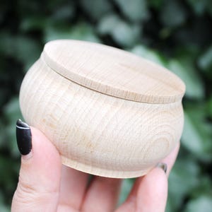 85 mm round unfinished wooden box - 3.3 inches - natural, eco friendly - made of beech wood