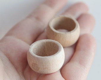 Set of 2 Unfinished Wooden finger rings - 21 mm (0.82&quot;)  - wooden connector - natural eco friendly - 2 pcs - made of beech wood