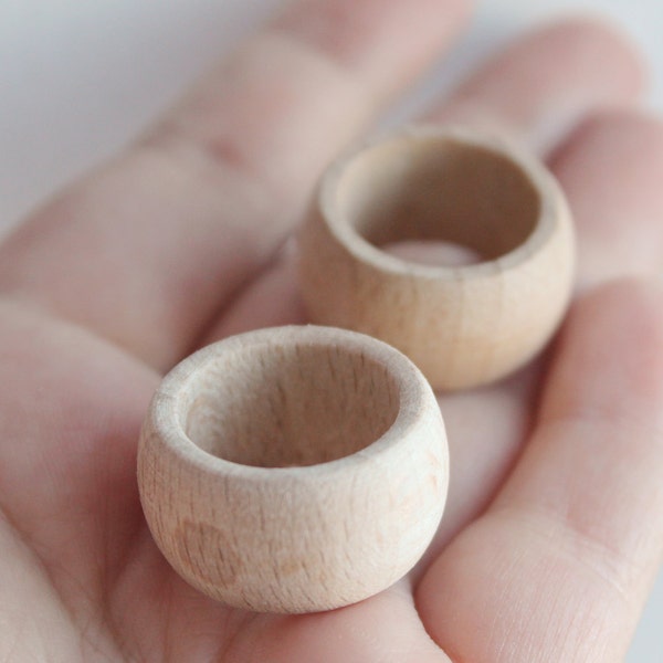 Set of 2 Unfinished Wooden finger rings - 21 mm (0.82")  - wooden connector - natural eco friendly - 2 pcs - made of beech wood