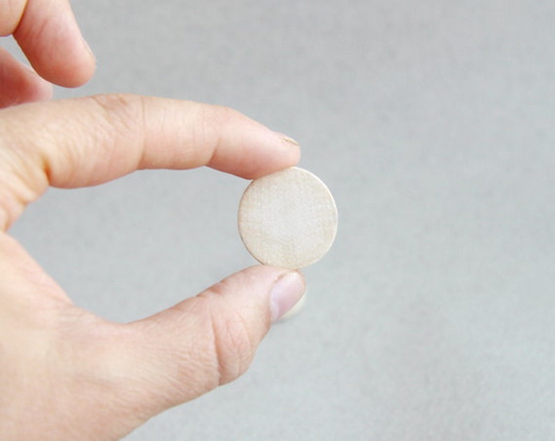 25 mm 1 Unfinished Wooden Circles pendant natural eco friendly 10 pcs image 3