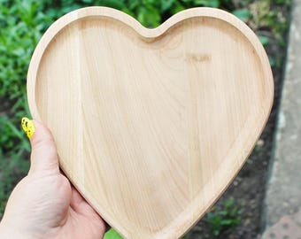 Heart-Shaped Wooden Plate – Ash Wood – 22×22 cm – Unfinished for Painting or Pyrography - handmade wooden plate