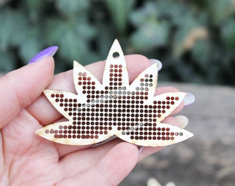 Leaf - Cross stitch pendant blank - blanks Wood Needlecraft Pendant, Necklace or Earrings - wooden cross stitch blank