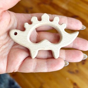 Natural Beech Wood Charms – Smooth Wooden Shapes for DIY Jewelry, Crafts, Sensory Accessories, Teething Necklace, Sling Beads Supplies Dino