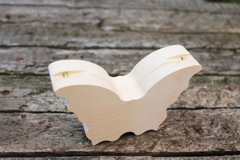 Hinged Butterfly-box unfinished wooden natural, eco friendly wedding box engaged butterfly-box image 7