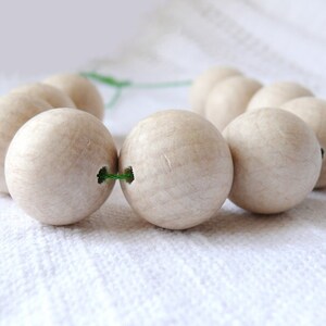 25 mm Wooden beads 25 pcs natural eco friendly r25mm image 3