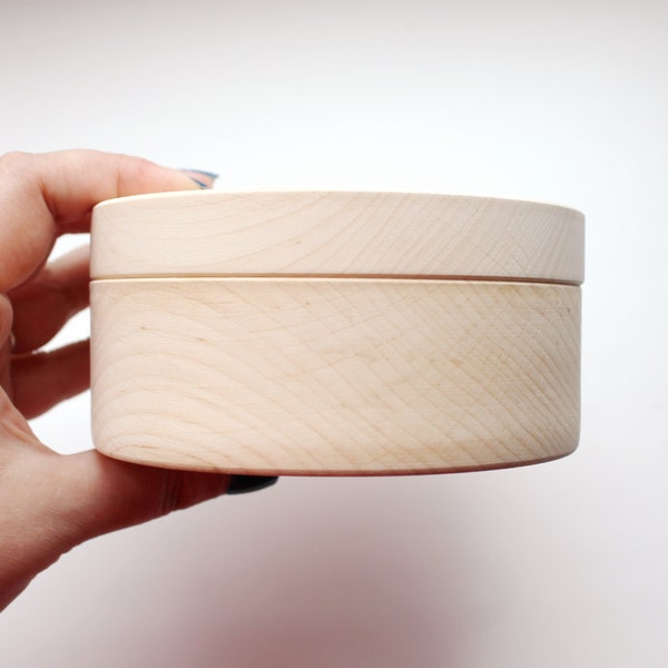 120 mm - Round unfinished wooden box - with cover - natural, eco friendly - 120 mm diameter - B101-120
