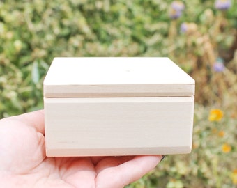 Square unfinished wooden box - 100 mm - 3.9 inches - with lid on hinges- natural, eco friendly birch wood