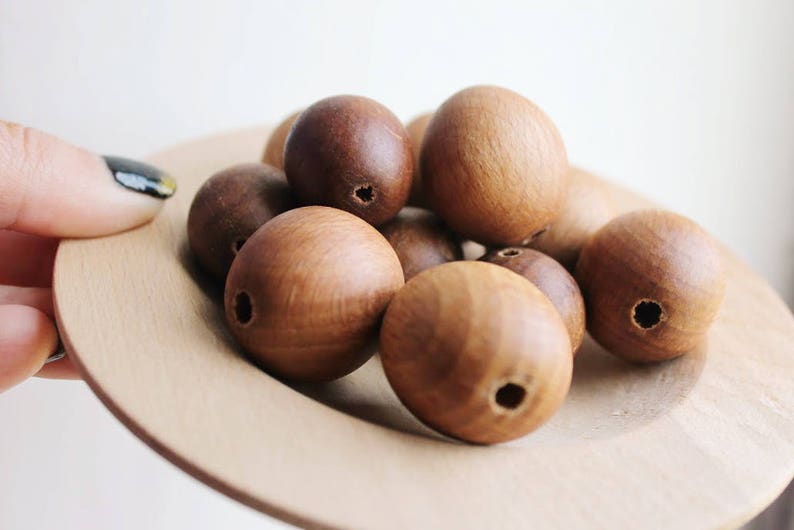 20 mm Wooden textured beads 50 pcs natural, ECO-FRIENDLY beads boiled in olive oil image 4