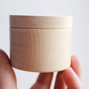 Round unfinished wooden box with cover natural, eco friendly 60 mm diameter B101-60 image 5