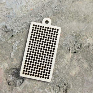 Pendentif en bois blanc rectangle au point de croix, base de broderie pour bijoux, ornement, broche, fournitures pour travaux manuels - 2,3 pouces image 4