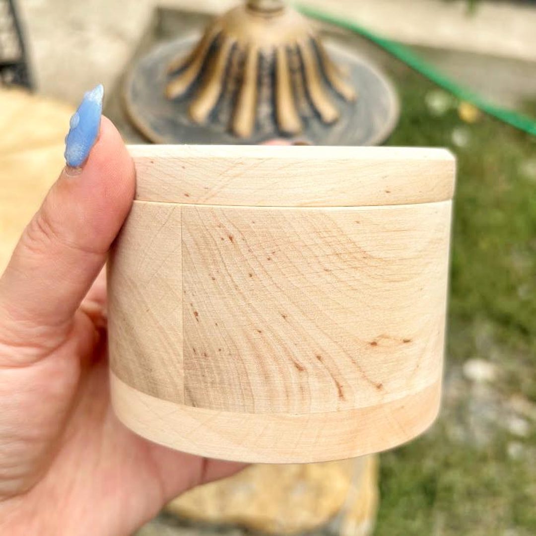 Medium Round Wooden Box 95x75 Mm (3.7x3