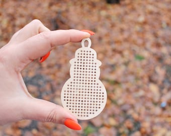 Bonhomme de neige avec chapeau - Blanc de point de croix 3,3 pouces - Décoration de Noël - Blanc de couture en bois du Nouvel An - Blanc de point de croix en bois
