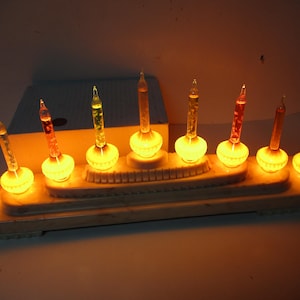 Vintage 9 Light Tan C-6 Royal Electric Co Bubble Light Display z lampkami nr 6