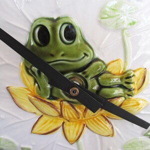 Neil the Frog sears Wall Clock WORKING 1976 kitchen clock goes with canisters, shakers, napkin holder, cookie jar