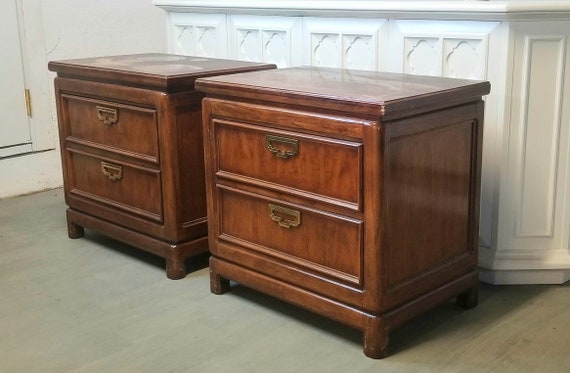 Customizable Thomasville Mystique Asian Campaign Style Mid Century Modern Pair Of Nightstands