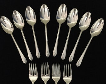 International Rogers EXQUISITE Pattern 1940 Teaspoons