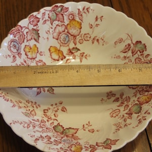 Johnson Brothers Jolie Pattern Serving Bowl made in England