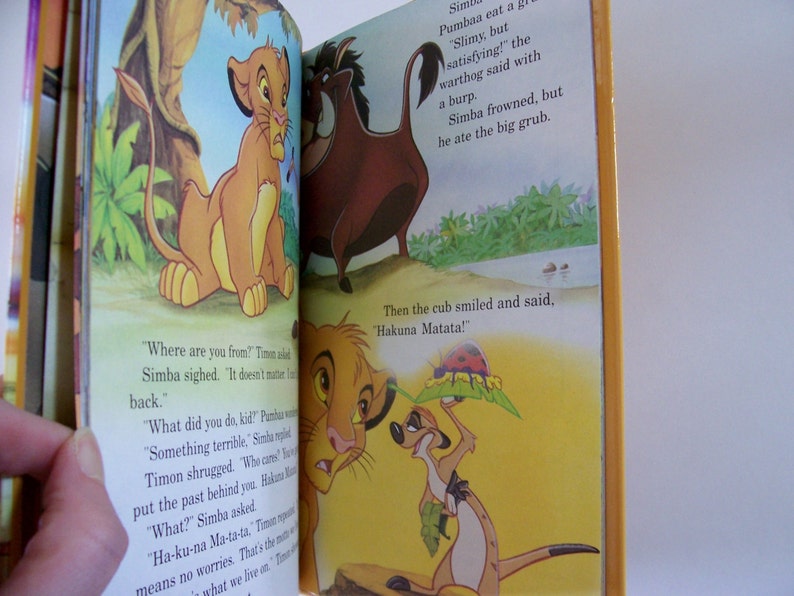 Disney's The Lion King Hardbound book from Disney's Wonderful World of Reading image 3