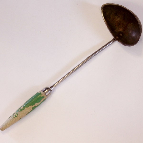 SALE! Vintage Green Wooden Handled Ladle with Spout - Vintage Housewares, Kitchen Decor