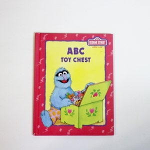 Sesame Street &quot;ABC Toy Chest&quot; A Reader&#39;s Digest Kids Book Book Featuring Jim Henson&#39;s Sesame Street Muppets