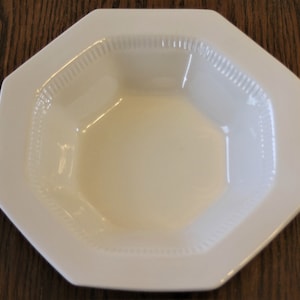 Independence Ironstone Interpace 9&quot; Bowl Made in Japan