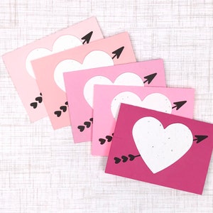 Cupid&#39;s Arrow Seed Paper Heart Pink Valentine&#39;s Day Cards (Set of 10) - Plantable Recycled Paper Favor Cards - Eco-Friendly Personalized
