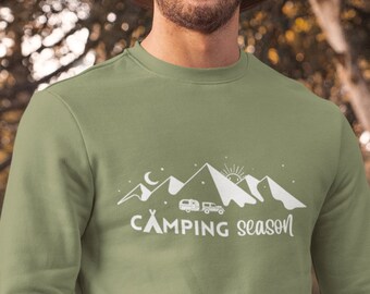 Camping Saison Unisex Sweatshirt, Happy Camper Sweatshirt, Wanderabenteuer Sweatshirt, Berg Sweatshirt, Glamping Camper van Sweatshirt