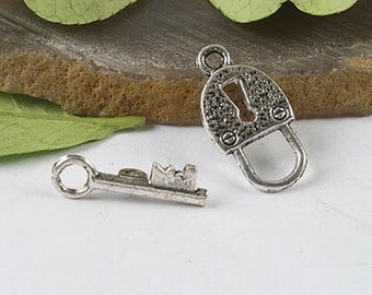 15Sets Tibetan silver lock key Toggle Clasps h0318 15Sets Tibetan silver lock key Toggle Clasps h0318