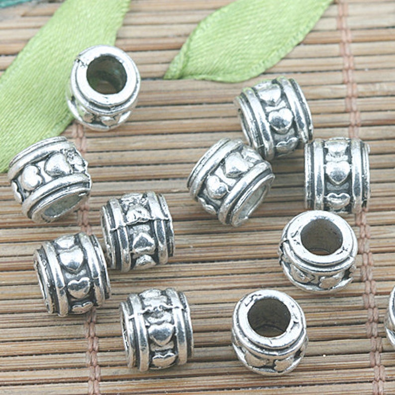 40pcs tibetan silver tone 2sided butterfly delicate spacer bead EF1736 40pcs tibetan silver tone 2sided butterfly delicate spacer bead EF1736