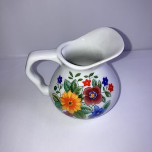 VTG Floral Creamer Cup Cottage Core