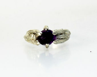 An Amethyst Silver twig Ring