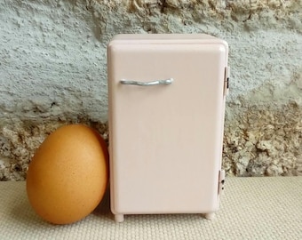 Mini réigérateur blanc 1:12, meubles de maison de poupée, modèle de scène de cuisine Miniature, accessoires de décoration pour la maison, figurines artisanales  15