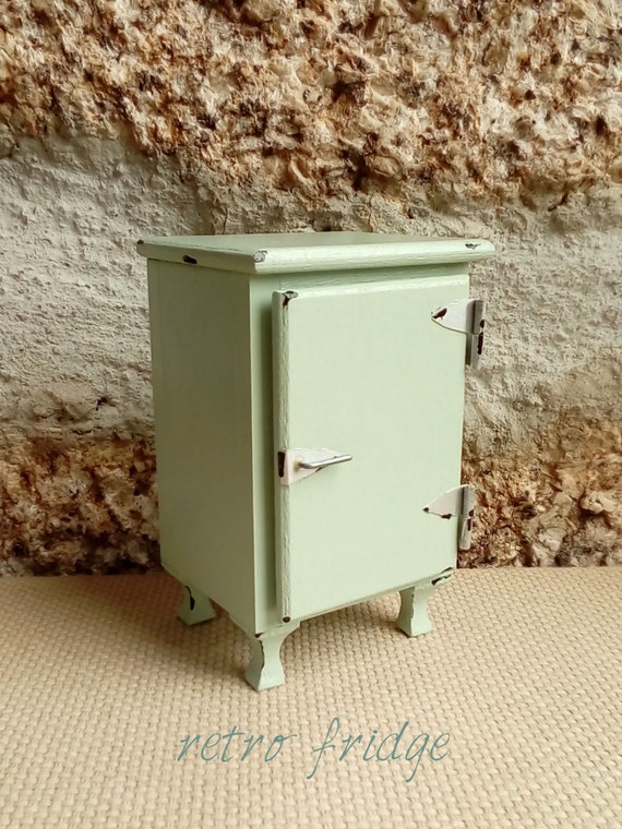 Handley Miniatura Casa Bambole 1:12 Cucina Ice Box Frigorifero Legno Bianco CLA10205