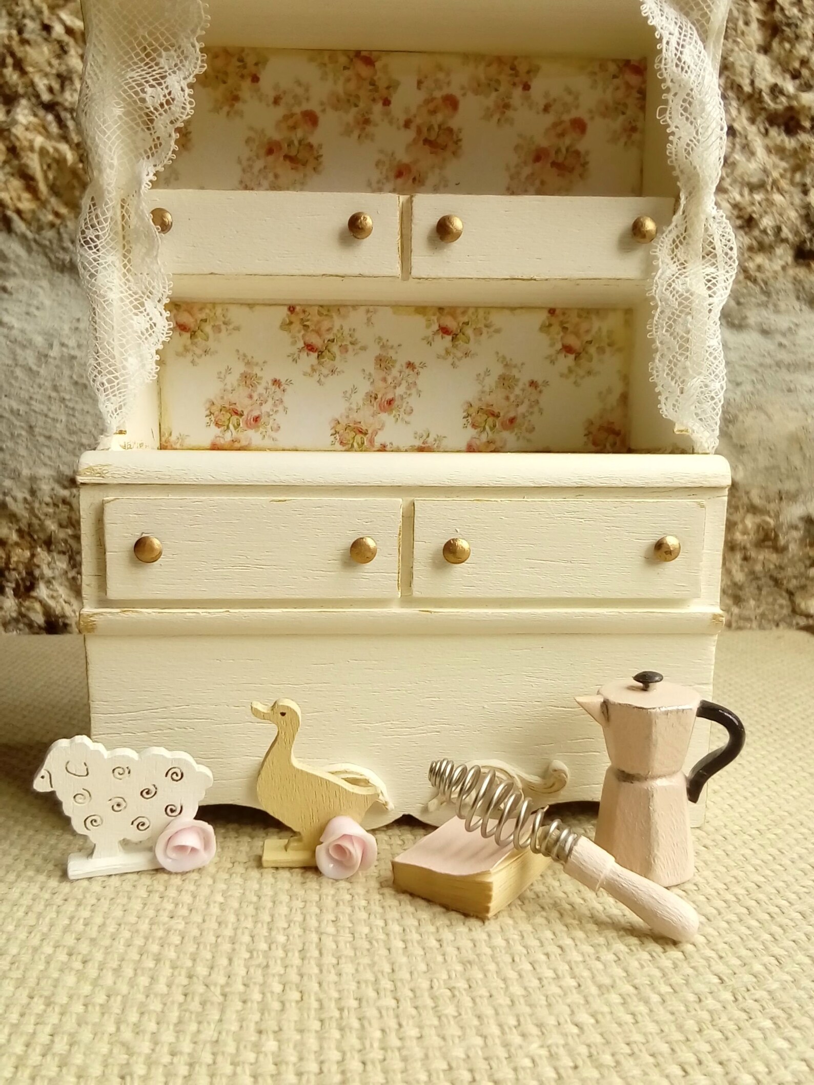 Vestido en miniatura Shabby Gabinete de casa de muñecas | Etsy