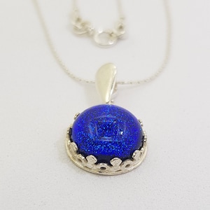 Dichroic Glass Pendant, Dainty Pendant With Necklace, Fused Glass Inlaid, Glass Jewelry, Mother&#39;s Day Gifts, Birthday Gift, Gift for Her