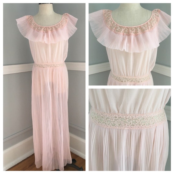 Pink Pleated Night Gown/Edwards Lingerie Night Gow