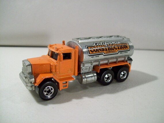 hot wheels peterbilt tank truck